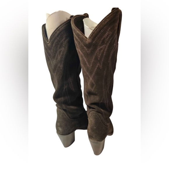 Frye Women’s Suede ‘Llana’ Pull on Boot in ‘Fatigue’ |Size 6.5| - Picture 11 of 13